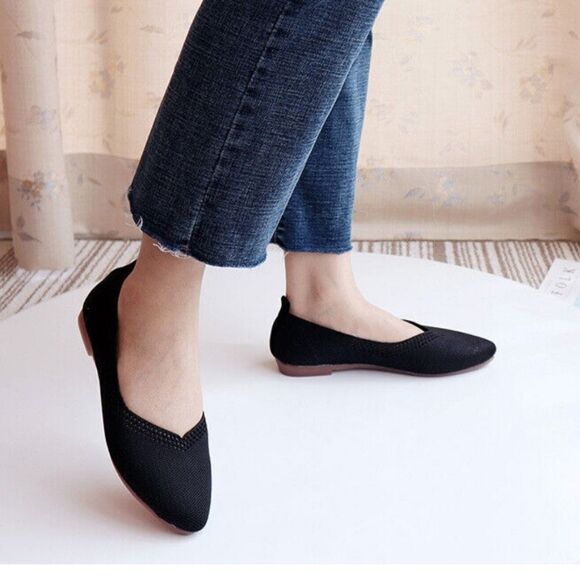 SEYCHELLES ANTHROPOLOGIE BRAND KAMI MEMORY FOAM ROUND TOE SLIP-ON WOMEN"S FLATS - Picture 1 of 13